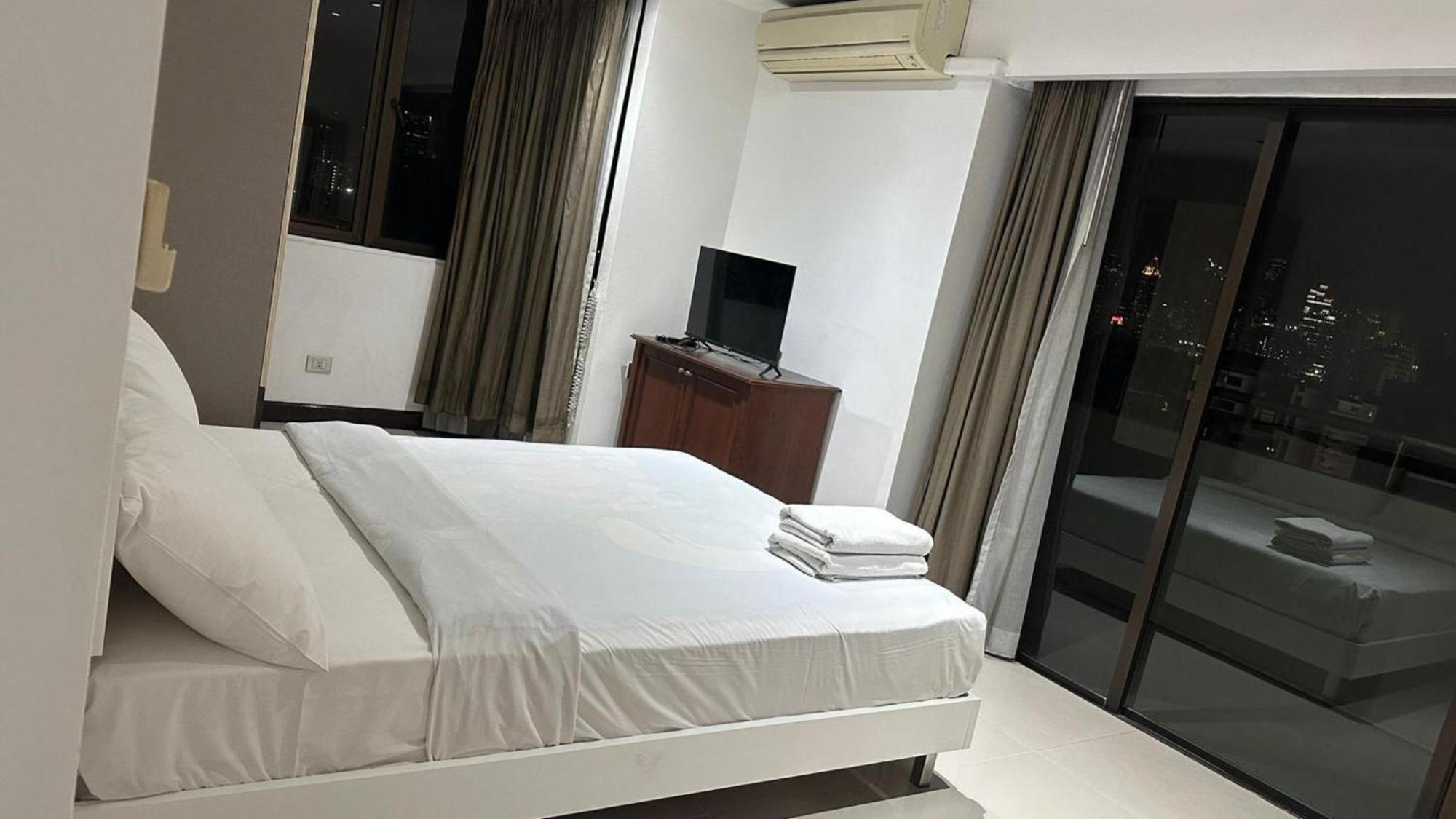 Apartmán Omni Tower Sukhumvit Soi 4 Direct Bangkok Exteriér fotografie