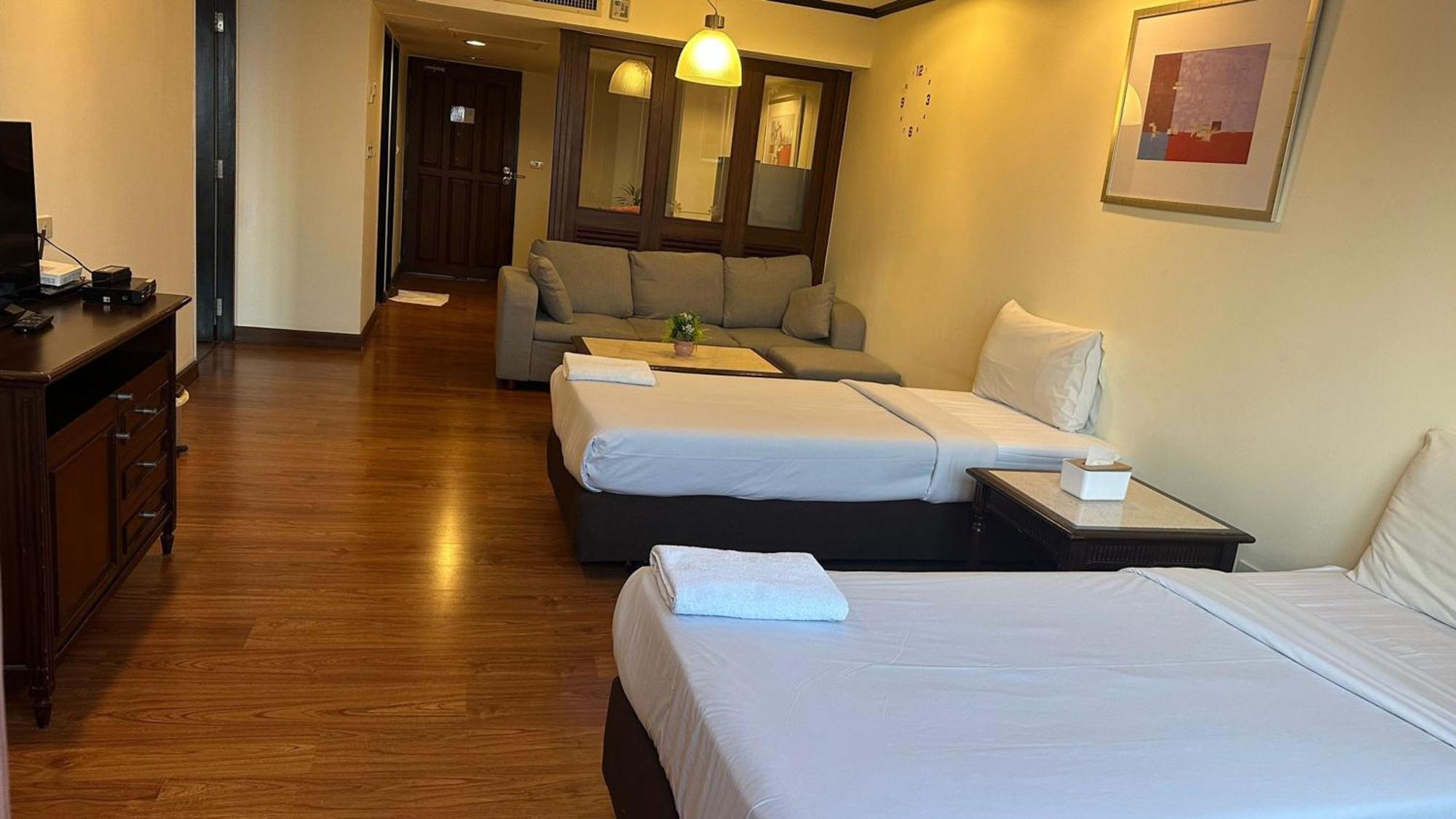 Fully Furnished Omni Tower Apartments Nana - Sukhumvit Soi 4 Bangkok Exteriér fotografie