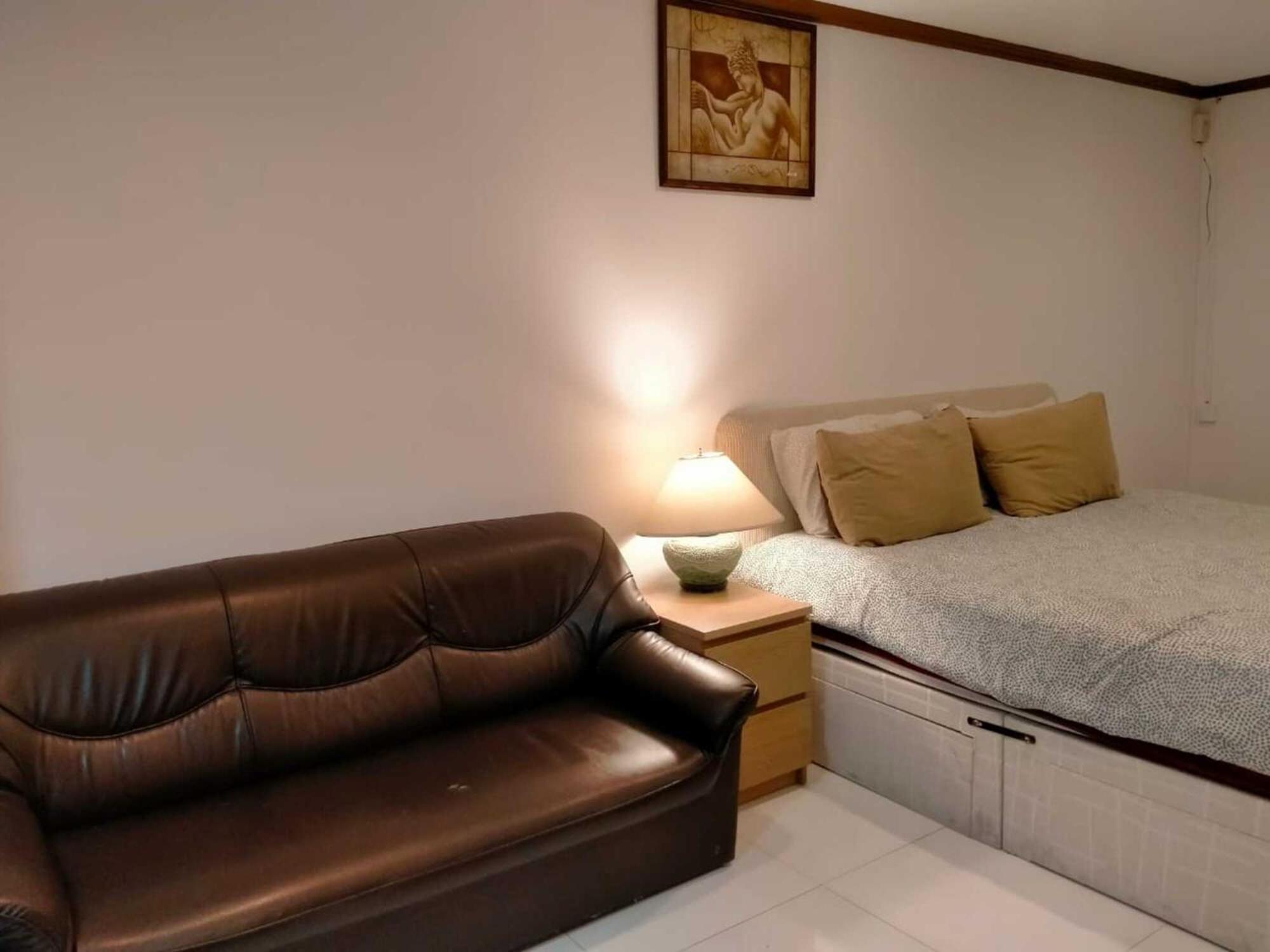 Fully Furnished Omni Tower Apartments Nana - Sukhumvit Soi 4 Bangkok Exteriér fotografie