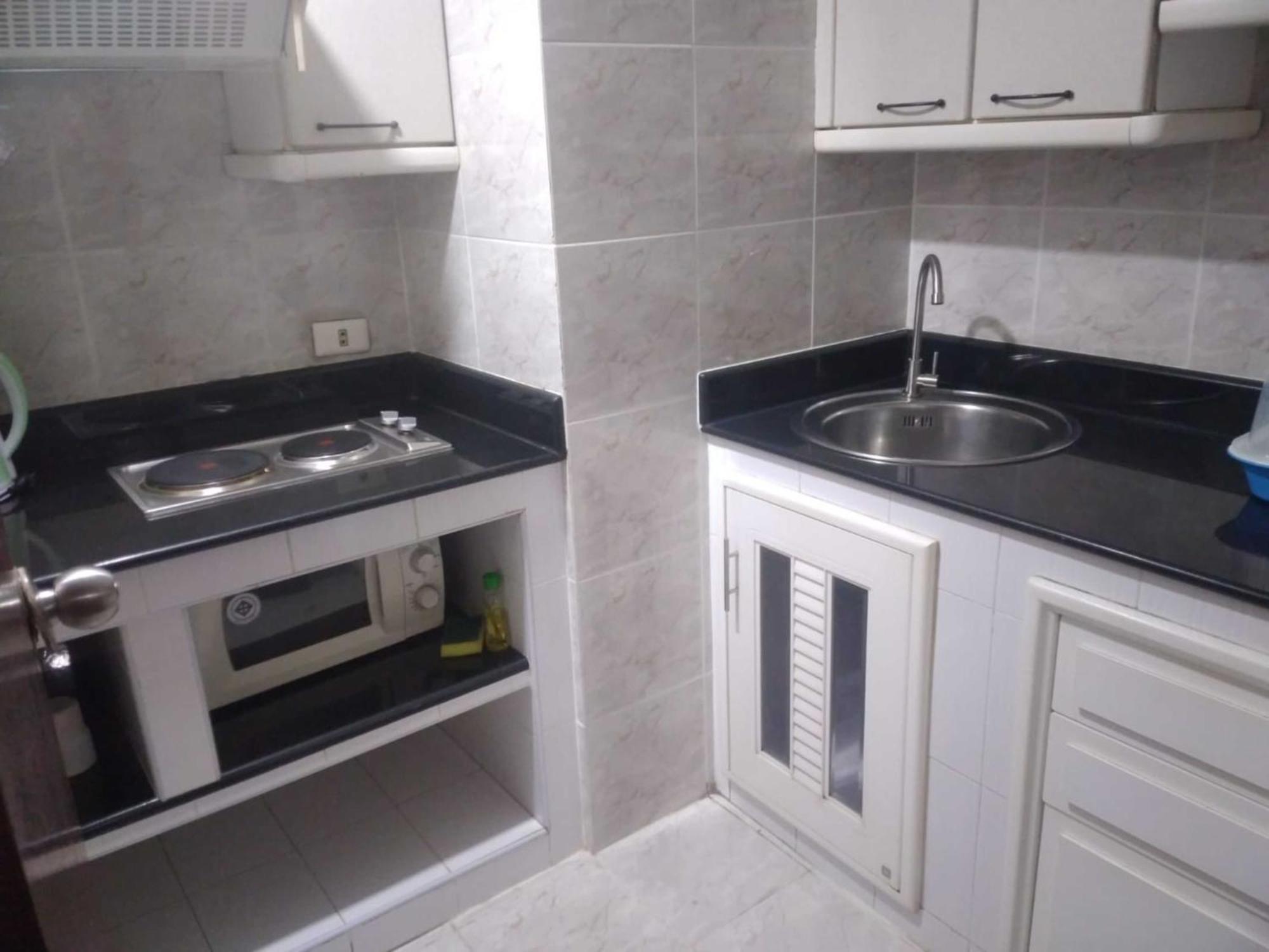 Fully Furnished Omni Tower Apartments Nana - Sukhumvit Soi 4 Bangkok Exteriér fotografie