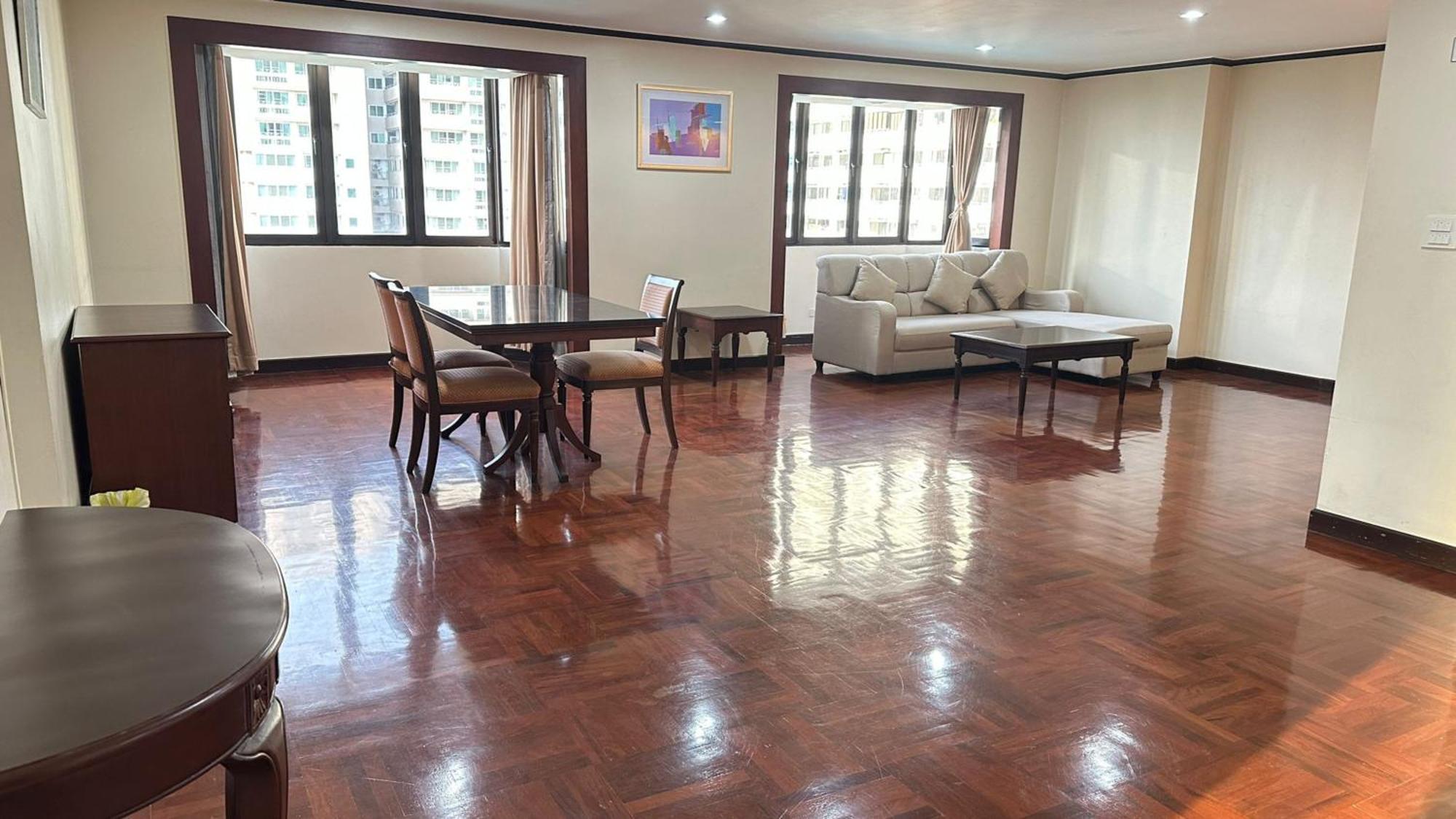 Apartmán Omni Tower Sukhumvit Soi 4 Direct Bangkok Exteriér fotografie