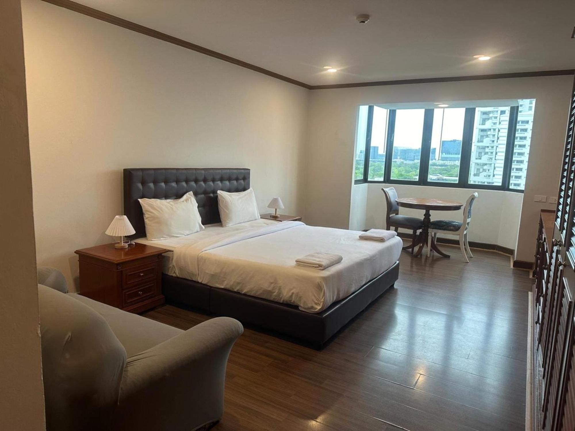 Apartmán Omni Tower Sukhumvit Soi 4 Direct Bangkok Exteriér fotografie