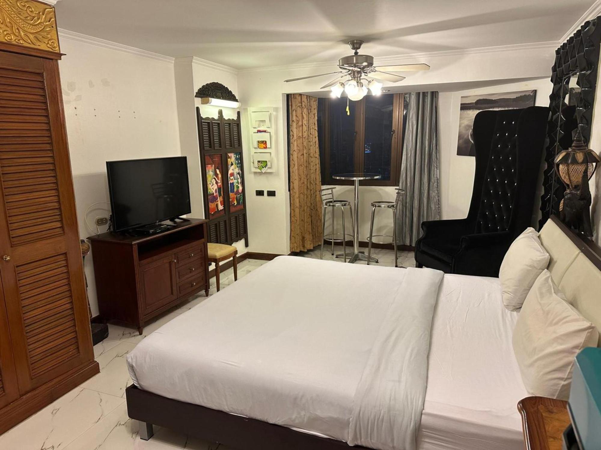 Apartmán Omni Tower Sukhumvit Soi 4 Direct Bangkok Exteriér fotografie